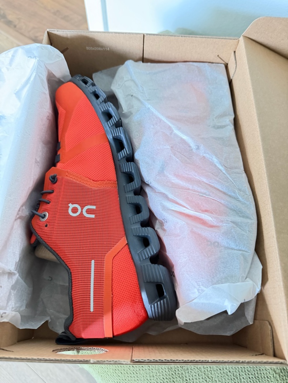 On Running Women’s Cloud 5 Warerproof Red Running Shoes S 8 - Picture 6 of 10